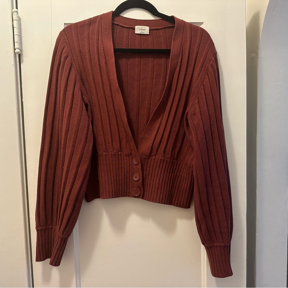Wilfred Plunge-front Cardigan in Garnet Red